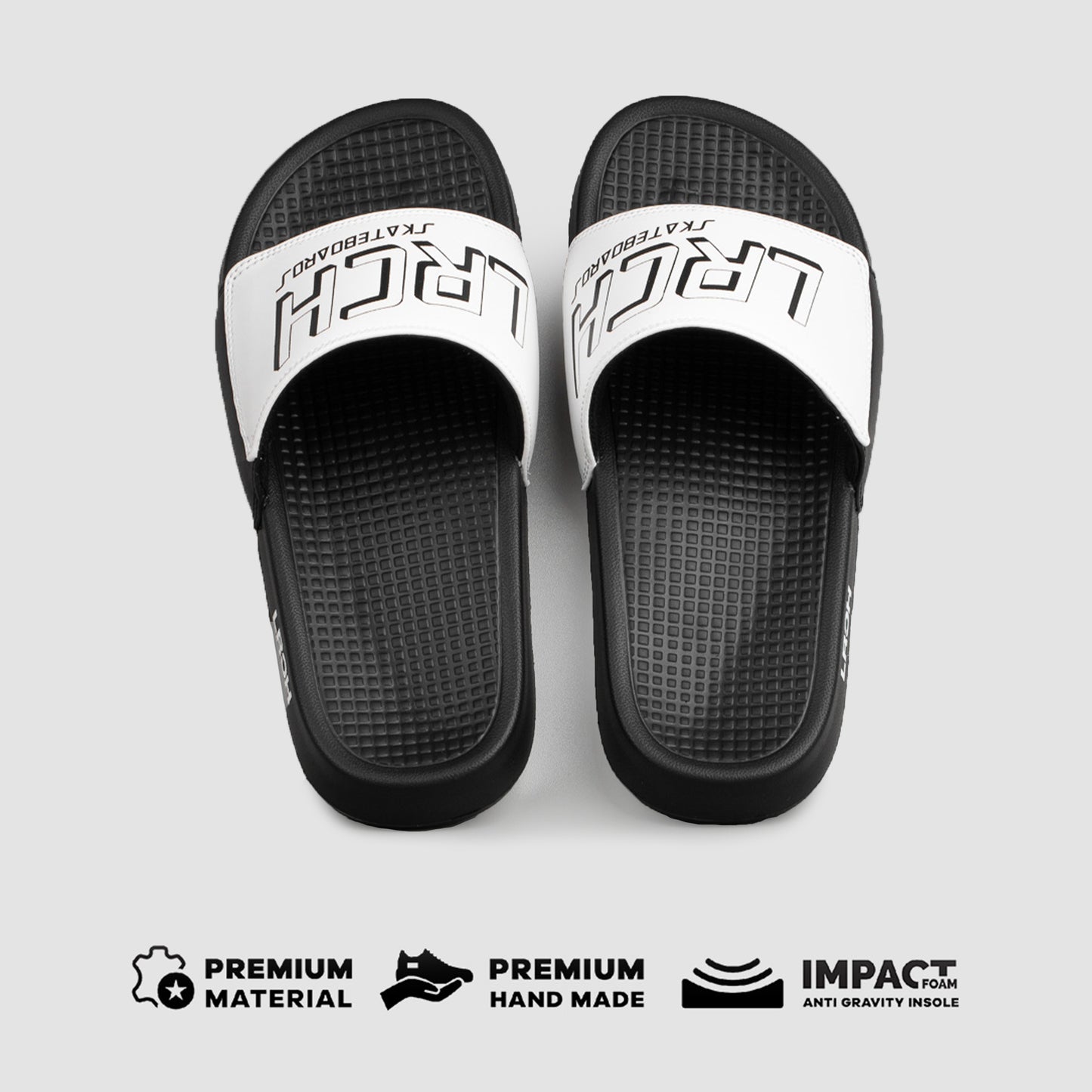 AKHASA SLIDE - WHITE / BLACK - Leo Richie®