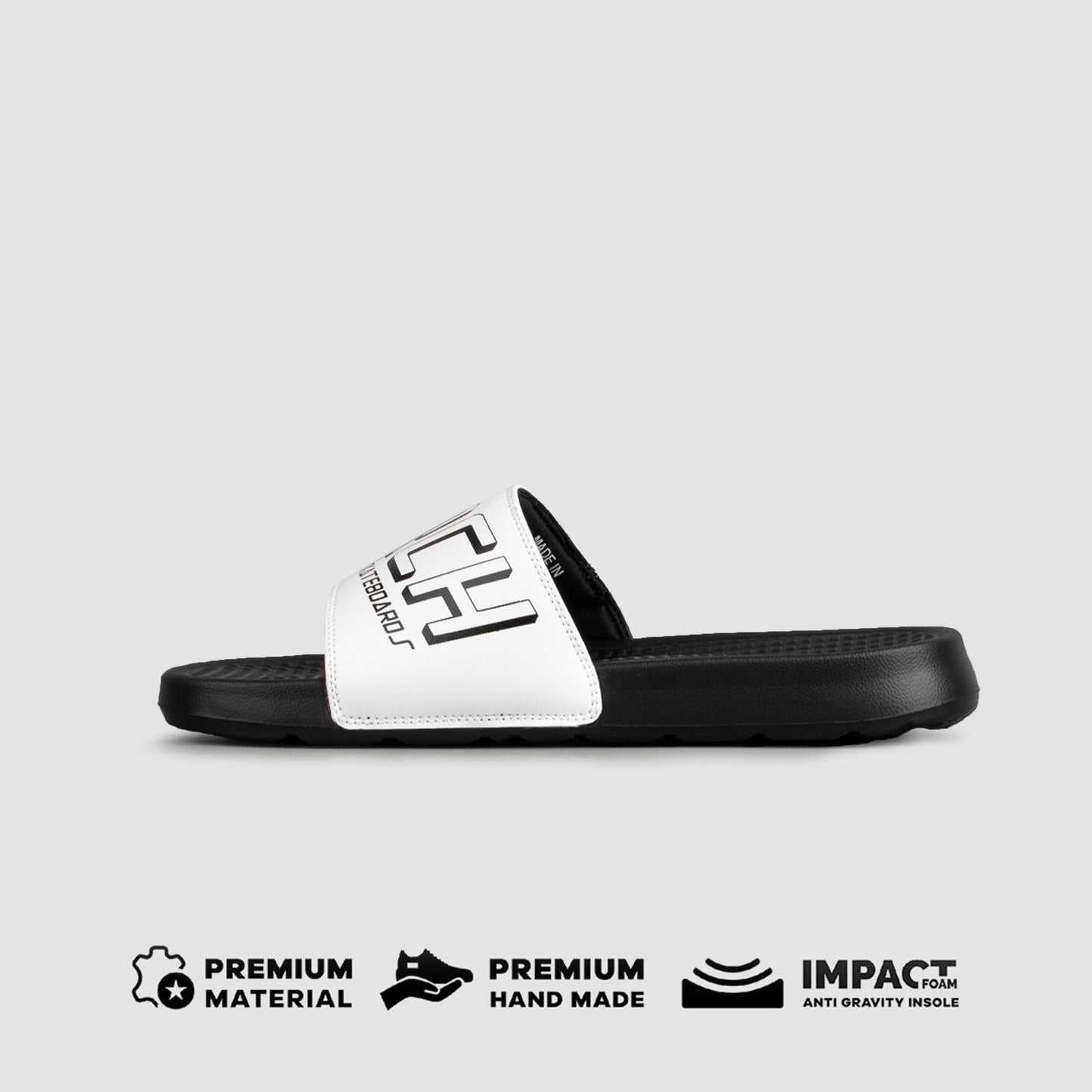 AKHASA SLIDE - WHITE / BLACK - Leo Richie®