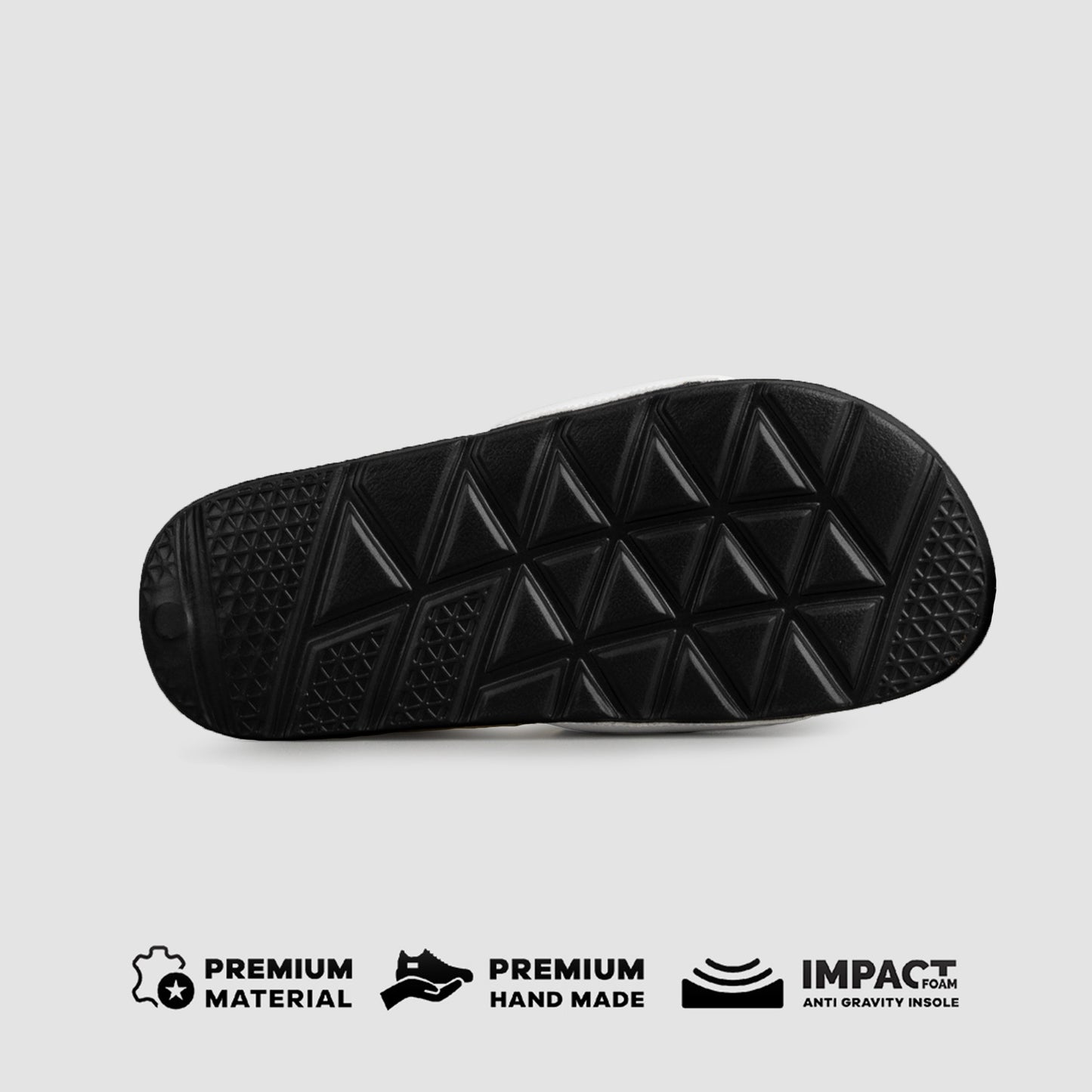 AKHASA SLIDE - WHITE / BLACK - Leo Richie®