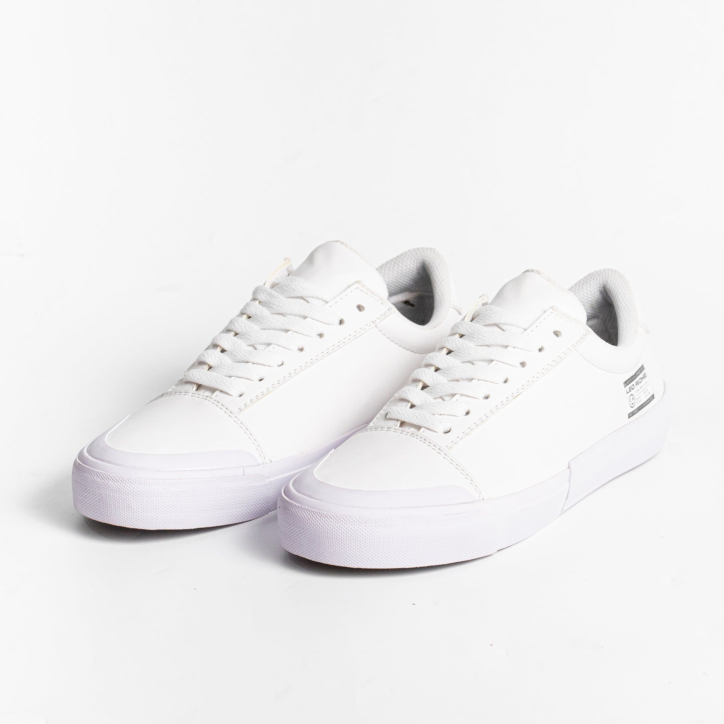 PAMUNGKAS - TRIPLE WHITE - Leo Richie®